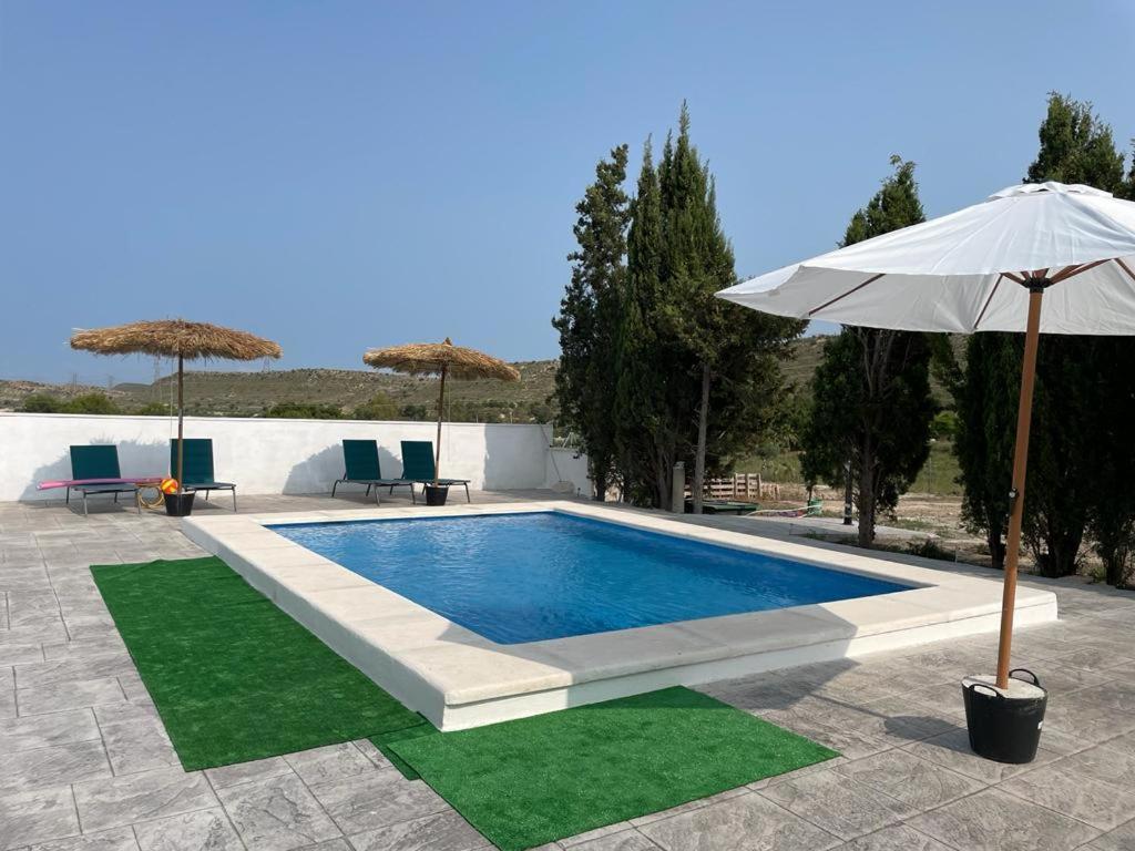 Casa Rural Con Piscina Climatizada Y Barbacoa A 10 Km De Alicante Y Playas, 3000 M2 De Terreno Elche Dış mekan fotoğraf